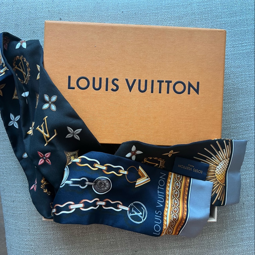 Louis Vuitton 100% silk scarf